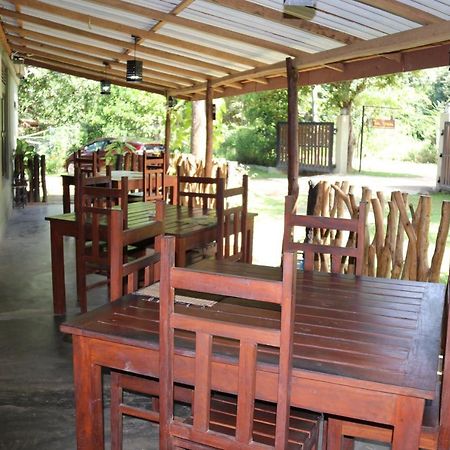 Thal Sewana Home Stay Sigirija Zewnętrze zdjęcie