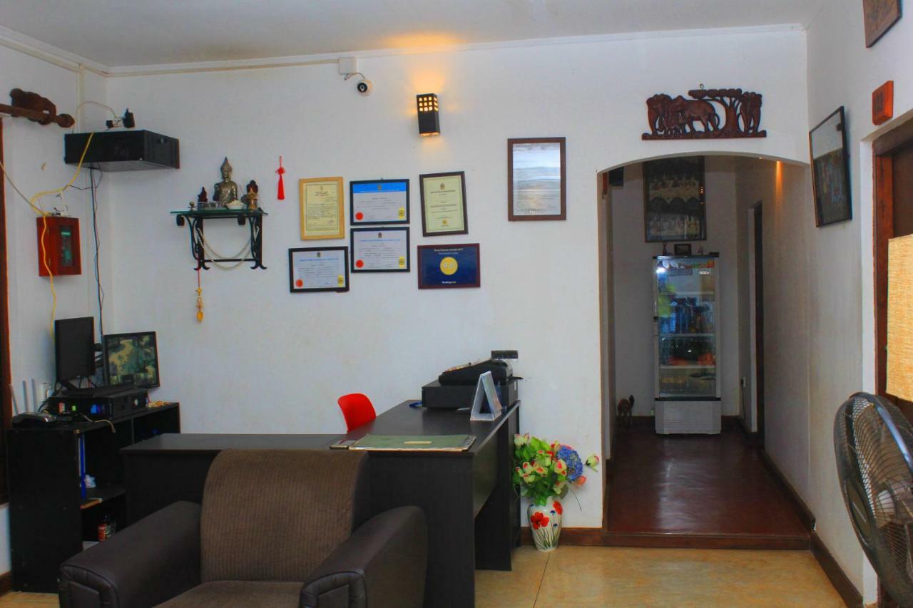 Thal Sewana Home Stay Sigirija Zewnętrze zdjęcie