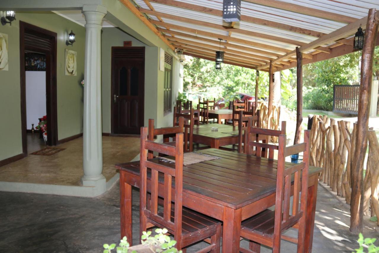 Thal Sewana Home Stay Sigirija Zewnętrze zdjęcie