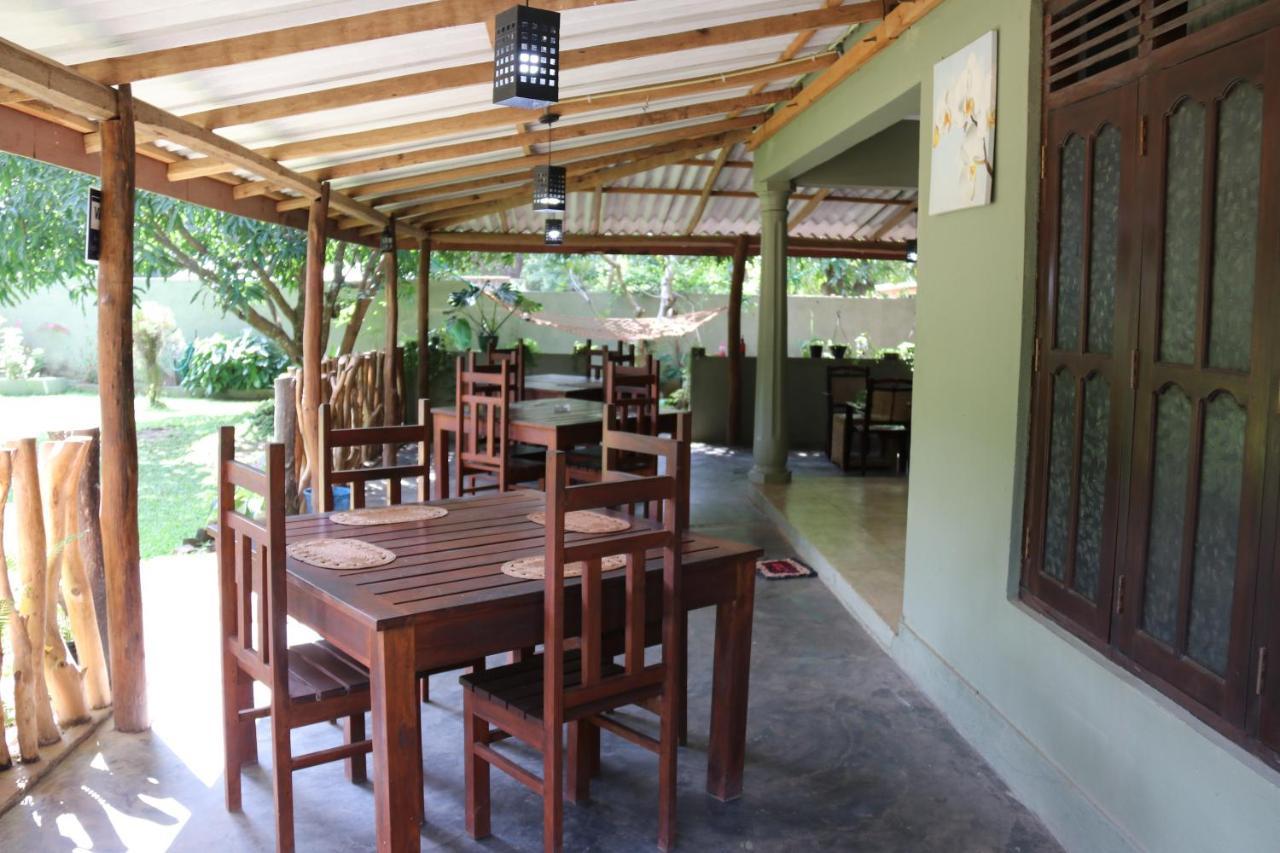 Thal Sewana Home Stay Sigirija Zewnętrze zdjęcie