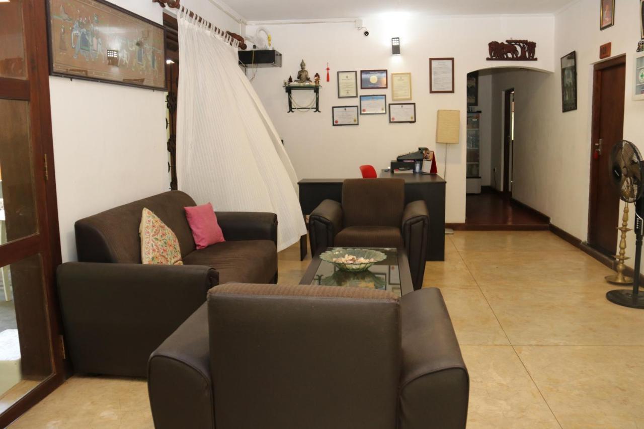 Thal Sewana Home Stay Sigirija Zewnętrze zdjęcie